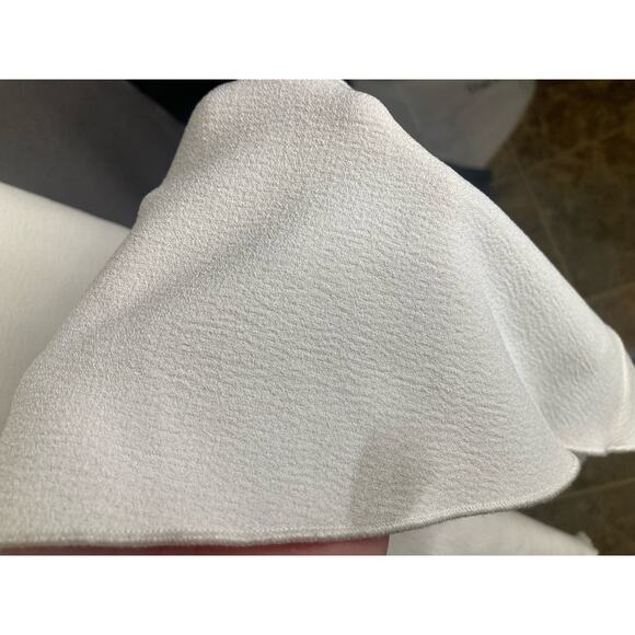 Rebecca Vallance Ivory Love Bow Bridal Gown with tags. Size 6 - Picture 12 of 16